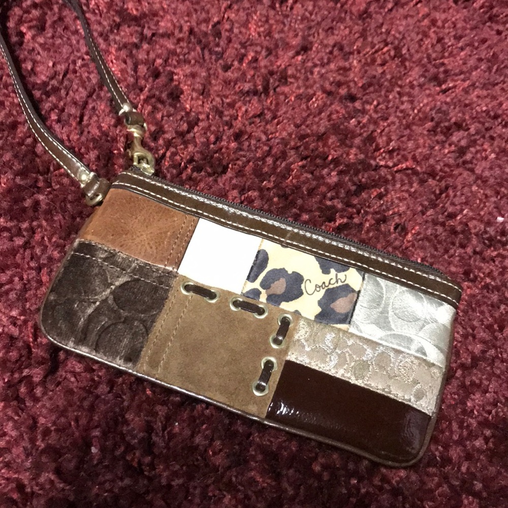 Patchwork wristlet